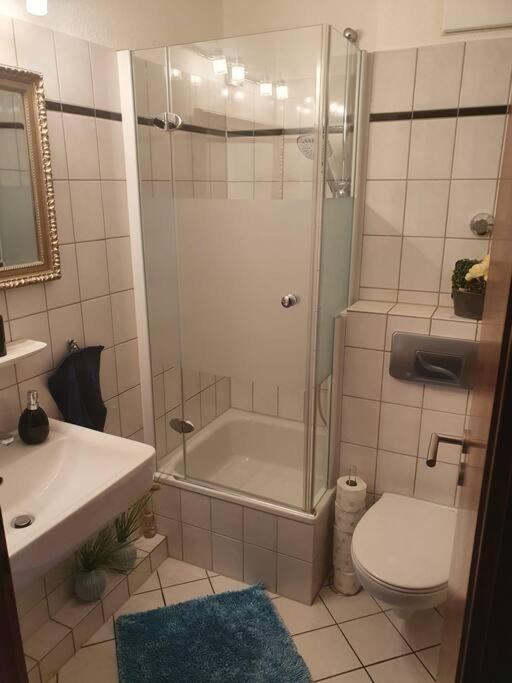 Zentrale Messe/Ferien Whg Mit Garten & Parkplatz Ratingen Dış mekan fotoğraf